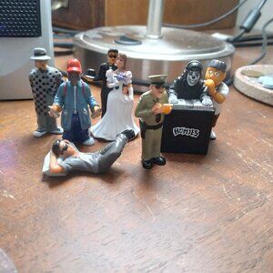 7 "Hangin with the Homies" Homies